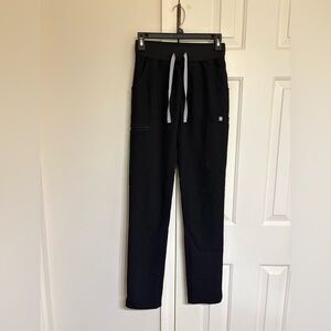 Figs Women's Black Skinny Scrub Pants